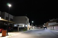 Más de 2 mil vecinos del sector Palma Real se benefician con nuevo alumbrado LED: Municipio