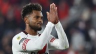 Miguel Borja, con el arco de espaldas; la increíble opción de gol que falló con River Plate