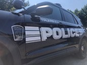Five juveniles arrested after stolen car crashes into tree in Trumbull