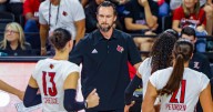 CRAWFORD | New coach, same result: No. 4 Louisville volleyball wins in Meske's debut