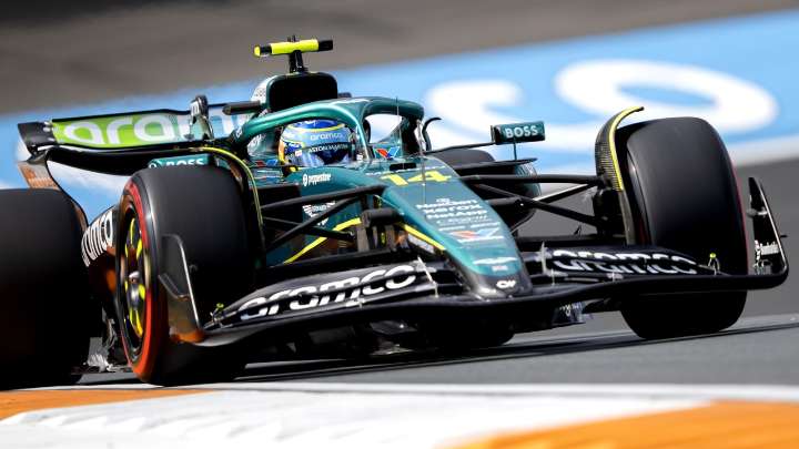 Aston Martin se diluye el sábado: Alonso es décimo y Stroll se estrella contra el muro