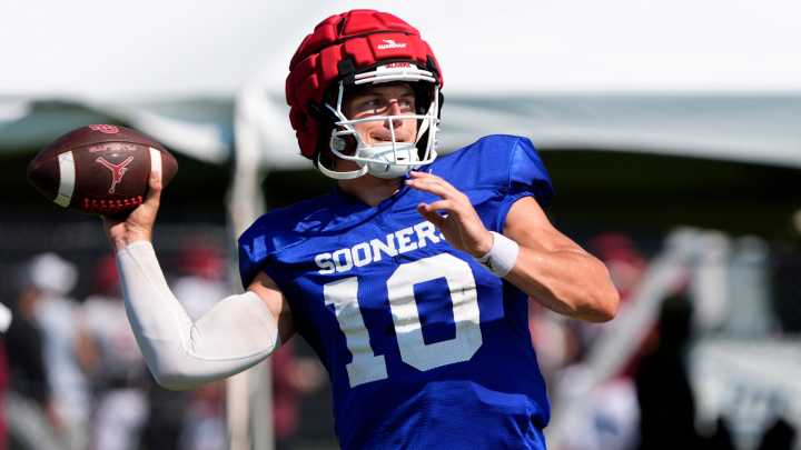 OU football names John Mateer, R Mason Thomas, others season captains
