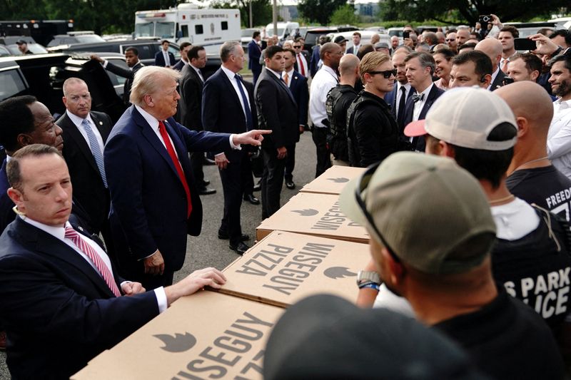 Trump visits police, military in Washington amid crime crackdown