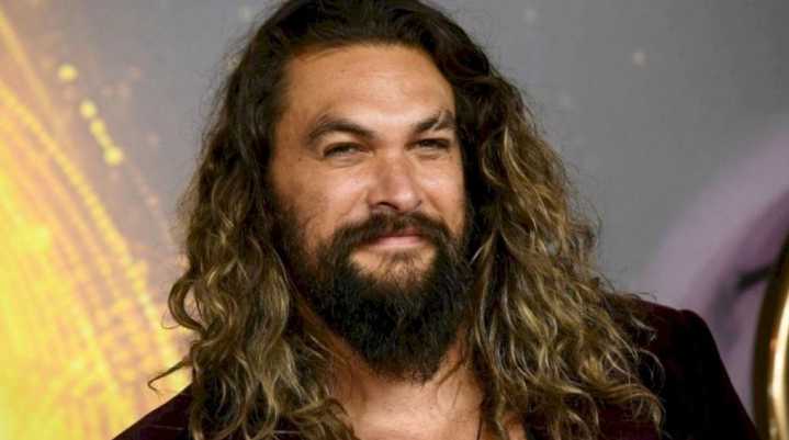 Jason Momoa se quita su icónica barba 