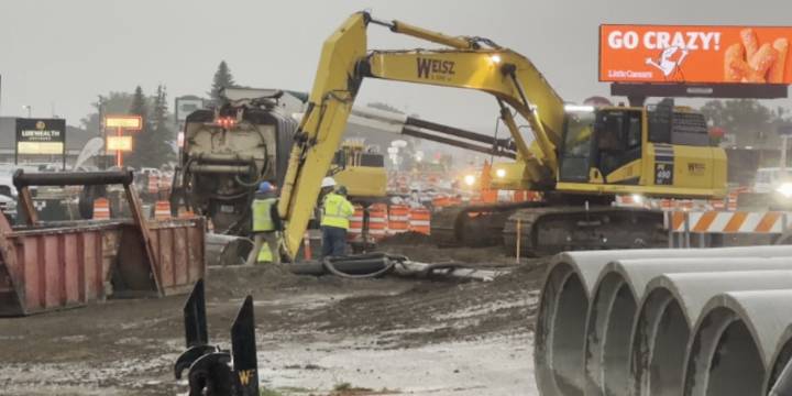 Archaeologist monitoring Memorial Highway reconstruction
