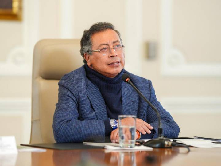 Petro desafía al Perú: “Colombia no reconoce soberanía sobre la isla Santa Rosa”