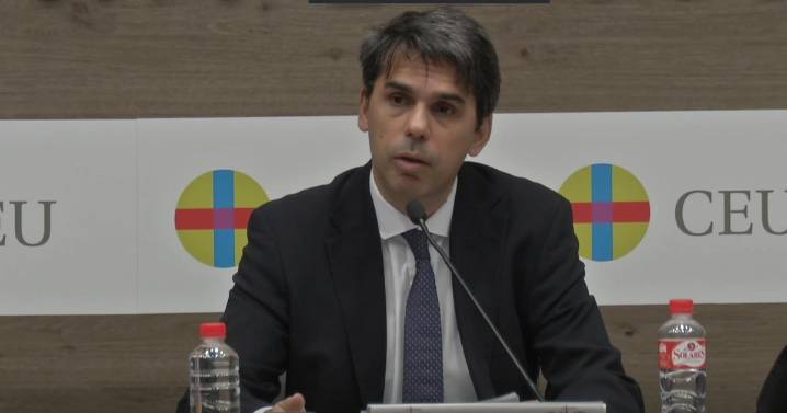 ¿Soberanía de Bodino o de Altusio?, una entrevista con Domingo González