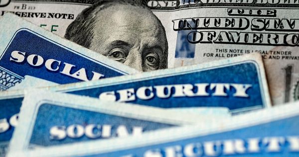 Alerta pago del Seguro Social: esta semana jubilados y beneficiarios recibirán 2000 dólares: quiénes cobran el dinero y qué día
