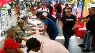 Venezolanos se reúnen en Caracas para unirse a la milicia tras el llamado de Maduro a movilizarse ante amenazas de EE.UU.