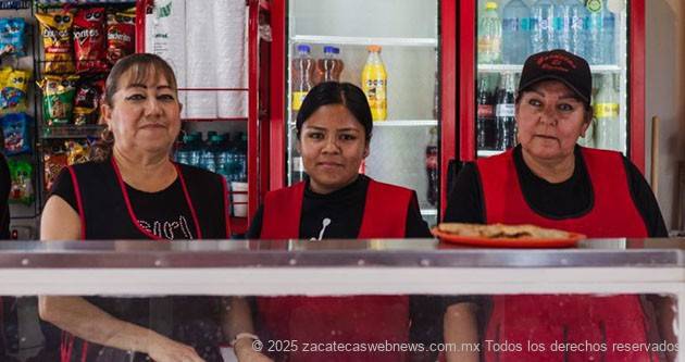 GUADALUPE Y COMERCIANTES AVANZAN EN ORDEN Y REGULARIZACIÓN