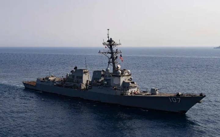 EEUU despliega buques de guerra cerca de Venezuela para «combatir amenazas de drogas»
