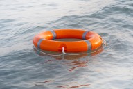Hombre muere ahogado en Craven por tratar de recuperar su barco