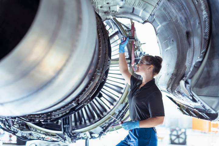 AAR Corp.: Cruising To Fresh Highs (NYSE:AIR)