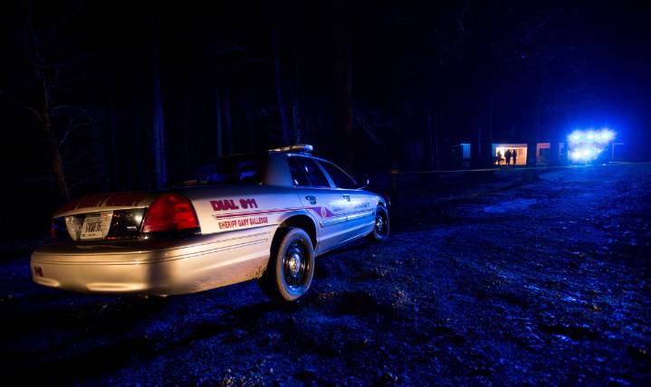Varios agentes fueron baleados mientras cumplían órdenes de arresto en Virginia