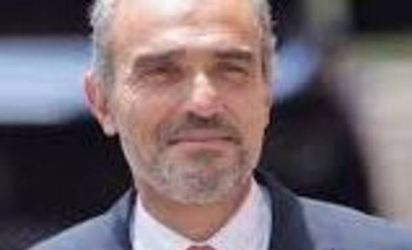 Presión para que Lule Menem deje el gobierno