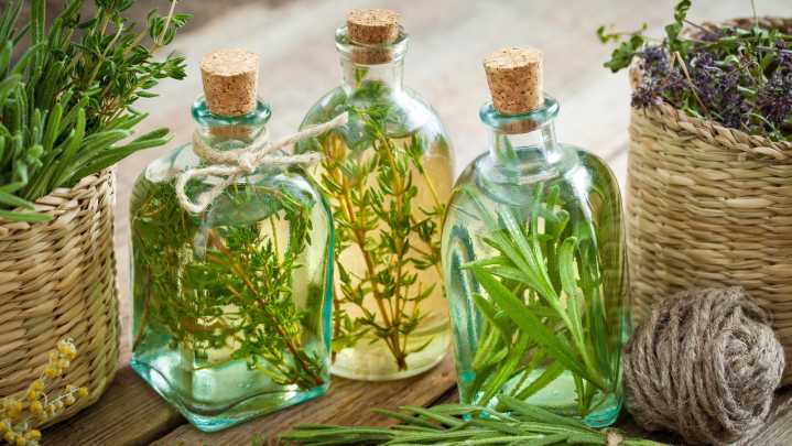 Give Basic Grocery Store Oils A Bougie Transformation With Tasty Infusions
