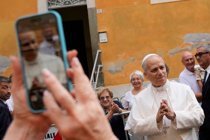 Pope Leo urges peace deal in Ukraine war ahead of Trump