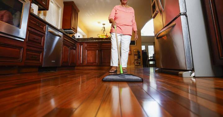 Dirty floors? No problem. This feisty Algiers woman took 10 years inventing Eco Wonder Cloth.