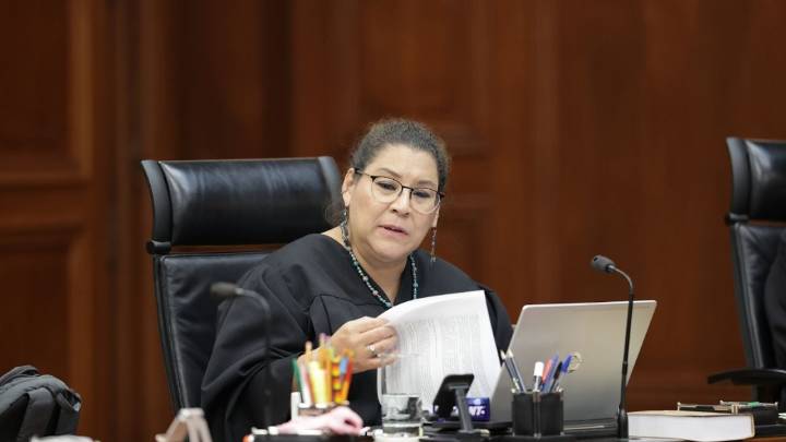 Lenia Batres reprocha a ministros por aprobar petición de más presupuesto