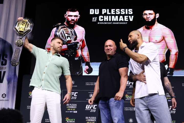 UFC 319: Du Plessis vs. Chimaev live stream: Start time, fight card, where to watch