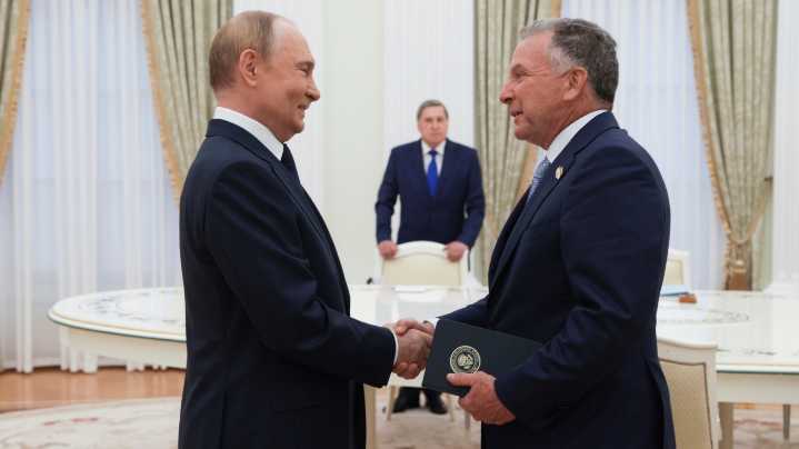 Witkoff meets Putin ahead of Trump's ceasefire deadline : NPR