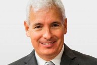 Tenía 60 años. Murió Alberto Padilla, expresentador de CNN en Español, en Costa Rica
