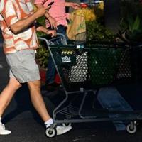 US consumer inflation holds steady but tariff worries persist