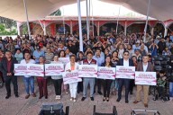 Omar Muñoz encabeza entrega de aparatos funcionales