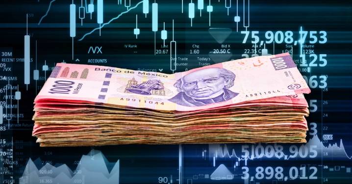 Peso ‘gana’ el día tras minutas de la Fed: Así cerró ante el dólar HOY