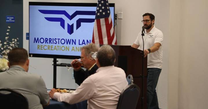 Landing’s GM Fischer speaks to Rotarians