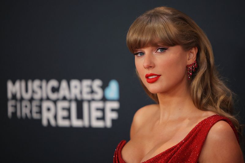Taylor Swift says ‘Showgirl’ album reflects joy of recent tour