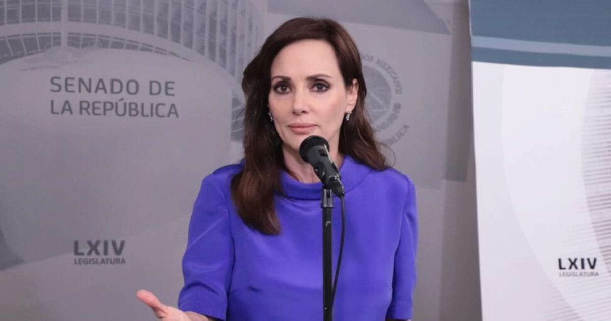 Lilly Téllez expone en sus redes número de teléfono de persona que le envía mensajes con amenazas y redes reaccionan