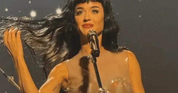 Katy Perry presume sus "heridas de batalla" en plena gira Lifetimes