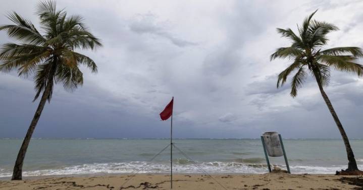 Stronger, bigger Hurricane Erin to create dangerous surf along East Coast