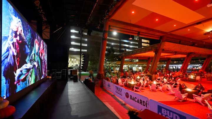 Free outdoor movie night at Mohegan Sun with food trucks