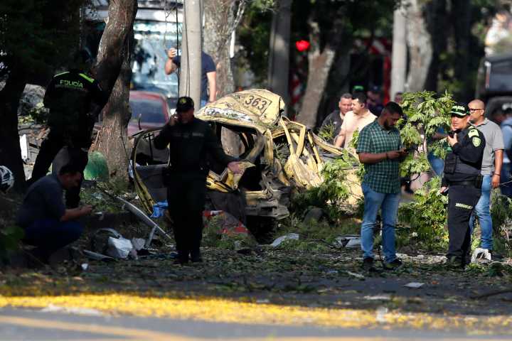 Petro declarará como organizaciones terroristas a disidencias de las FARC y Clan del Golfo