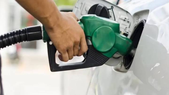 Se activa el ajuste de impuestos a los combustibles