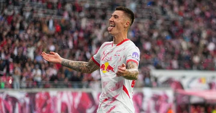 Will Benjamin Sesko be at Old Trafford for Man United vs Fiorentina as hint dropped
