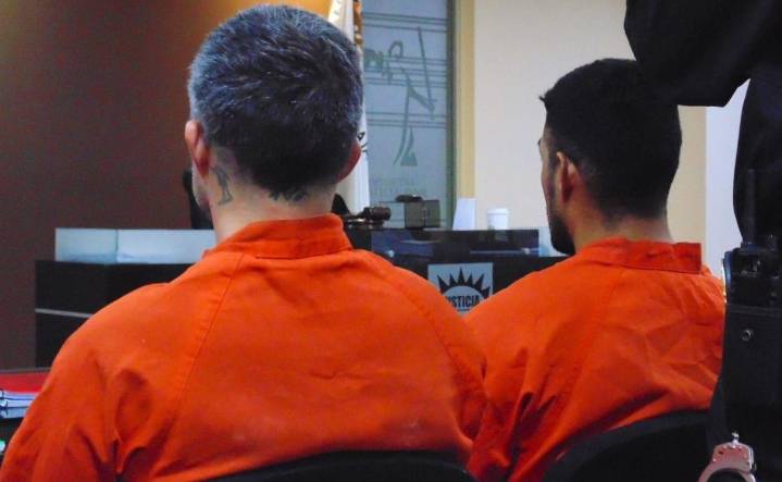 Dictan prisión preventiva a dos agresores de periodista en Mexicali; están acusados de lesiones calificadas, amenazas y pandillerismo