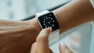 Una nueva versión del Apple Watch incorporaría un lector de huellas
