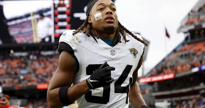 Broncos sign CB Gregory Junior, waive DL Matt Henningsen with injury designation