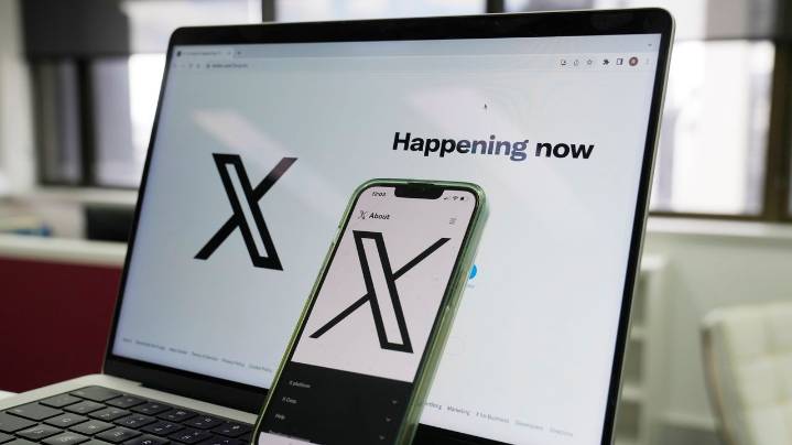Musk says he plans to sue Apple for not featuring X or Grok among its top apps