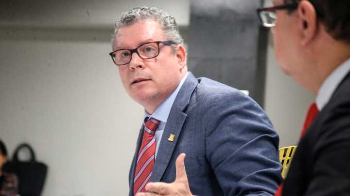 Ministro Morgan Quero evalúa su candidatura a las elecciones generales de 2026
