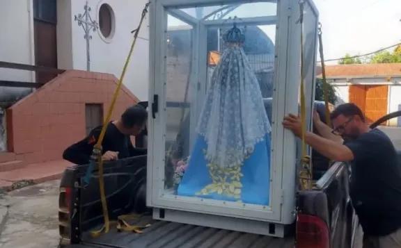 La Virgen de Itatí peregrina hacia Dos de Mayo, uniendo fe y tradición