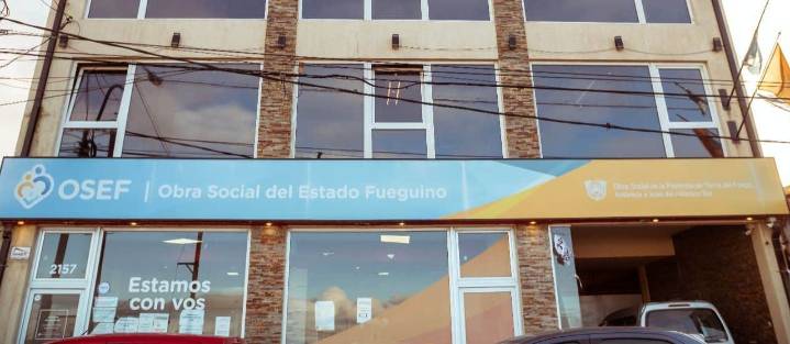Farmacéutico de OSEF desmintió denuncias y detalló proceso de compras
