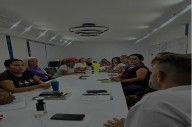 Autoridades capitalinas se reúnen con líderes de la parroquia Coche