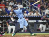 Blue Jays survive 12-inning marathon in Miami