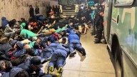 Noche violenta en Avellaneda: hay más de 350 hinchas de la U. de Chile detenidos