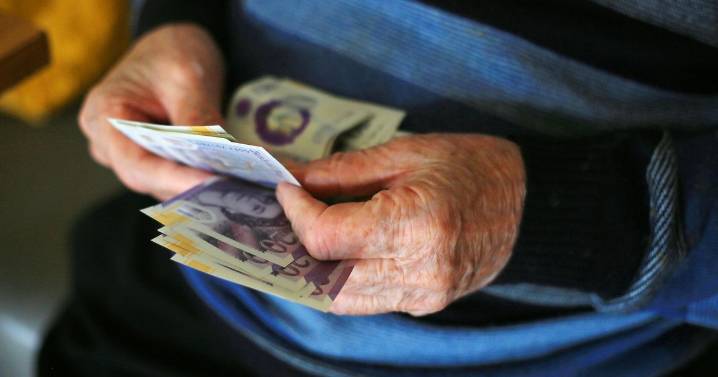 State pension petition calls for weekly payments to match National Living Wage