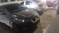 Conductor intenta huir tras chocar contra auto en Gómez Palacio; afectado lo alcanzó para hacerse responsable de los daños